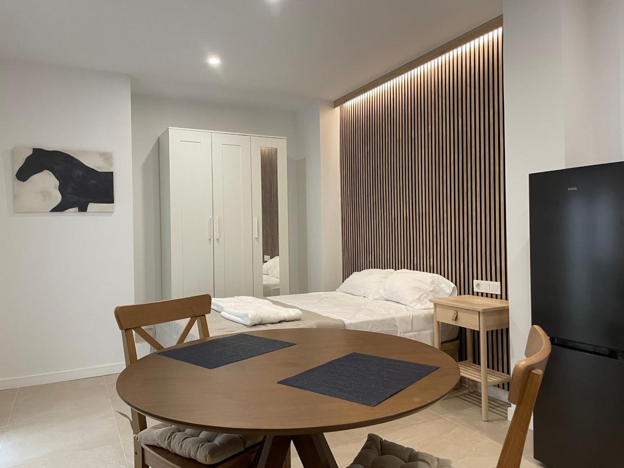 Apartamentos Postiguet Аликанте Экстерьер фото