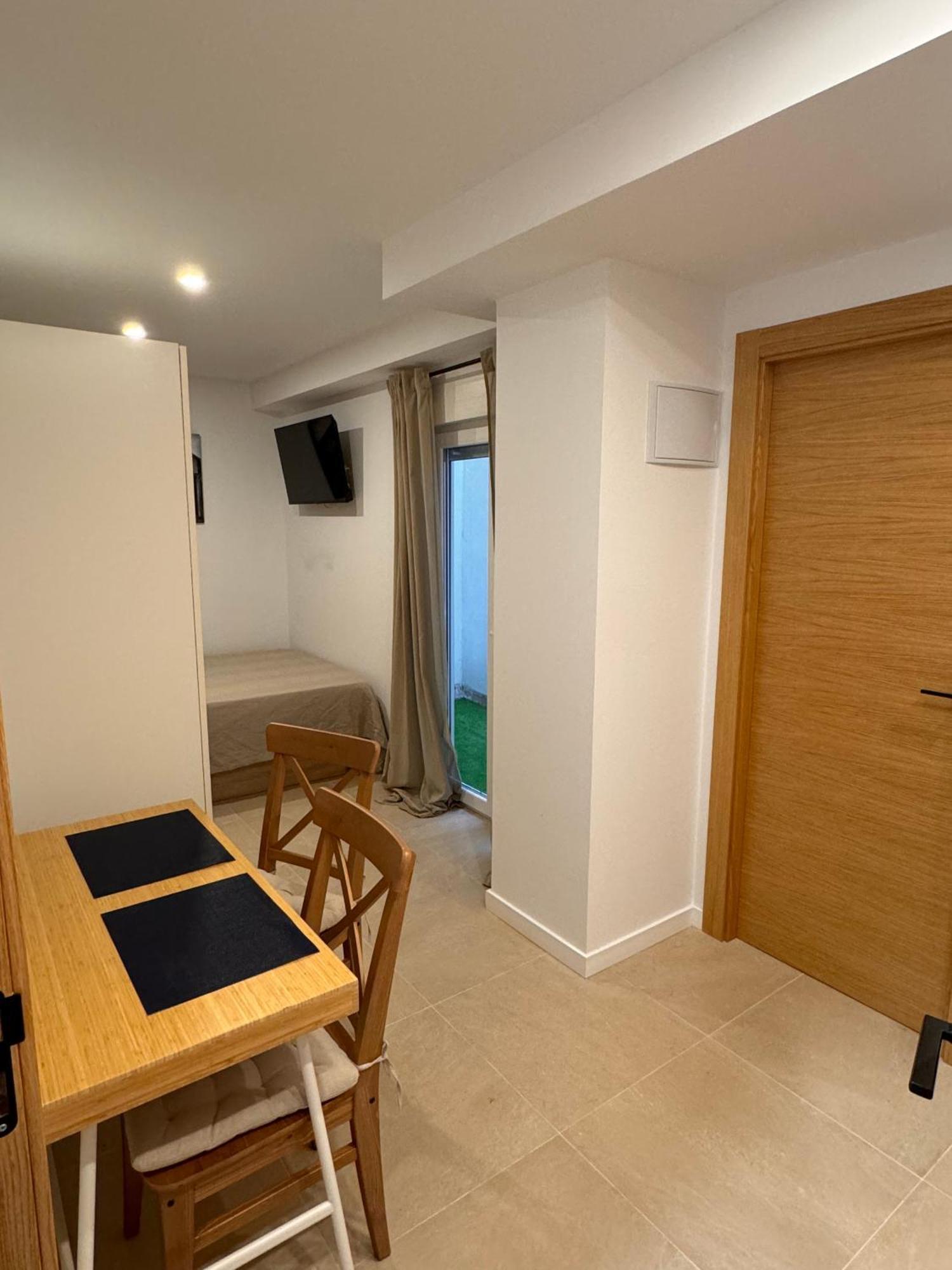 Apartamentos Postiguet Аликанте Экстерьер фото